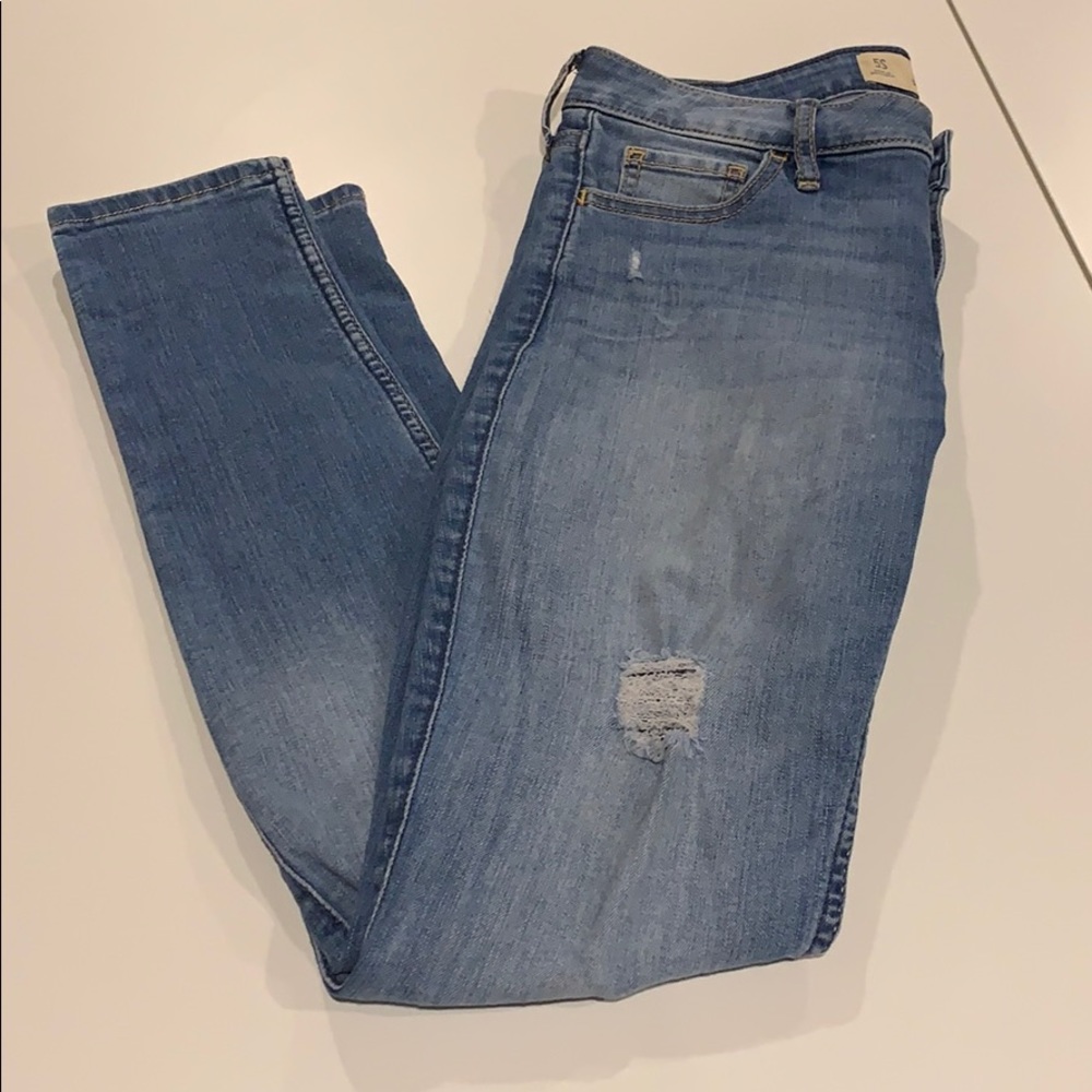Hollister 5s skinny ripped jeans med wash
